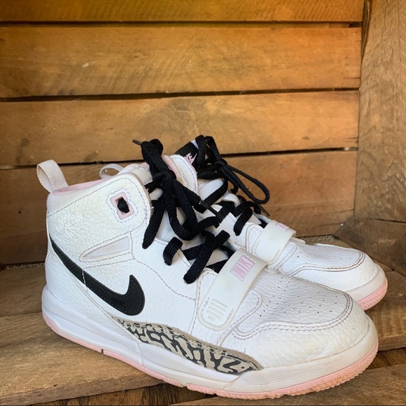 Nike Other - • nike • jordan sneakers youth 1.5